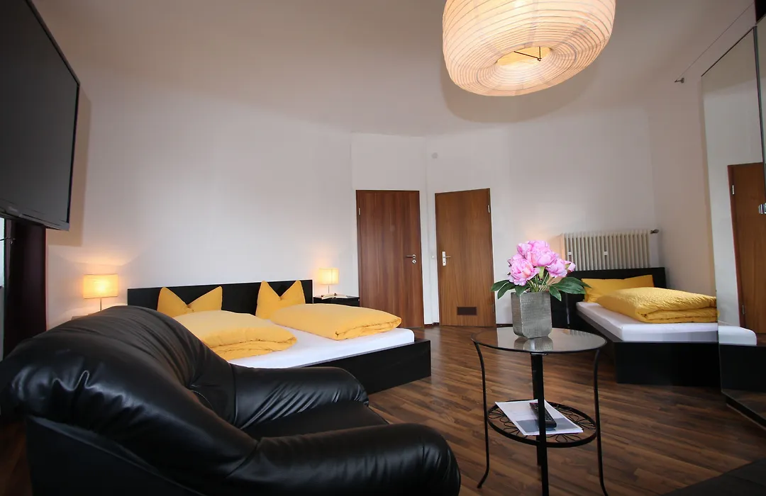Stadthotel Kleiner Berg-1